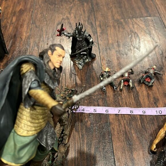 Vintage 2001-2003 The Lord of The Rings Figures mixed lot 12 figures mixed sizes - Picture 13 of 16